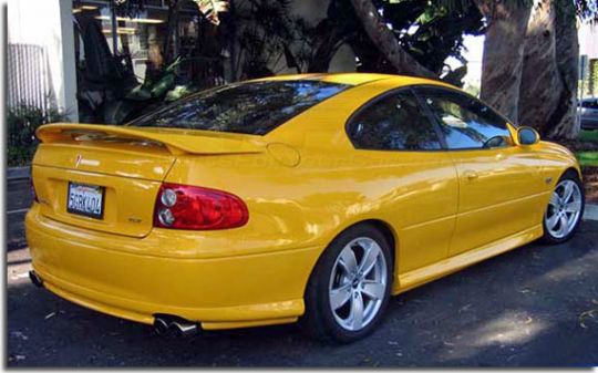 HOT爆買い2004-2006 ポンティアック GTO DF Cowl ボンネット その他