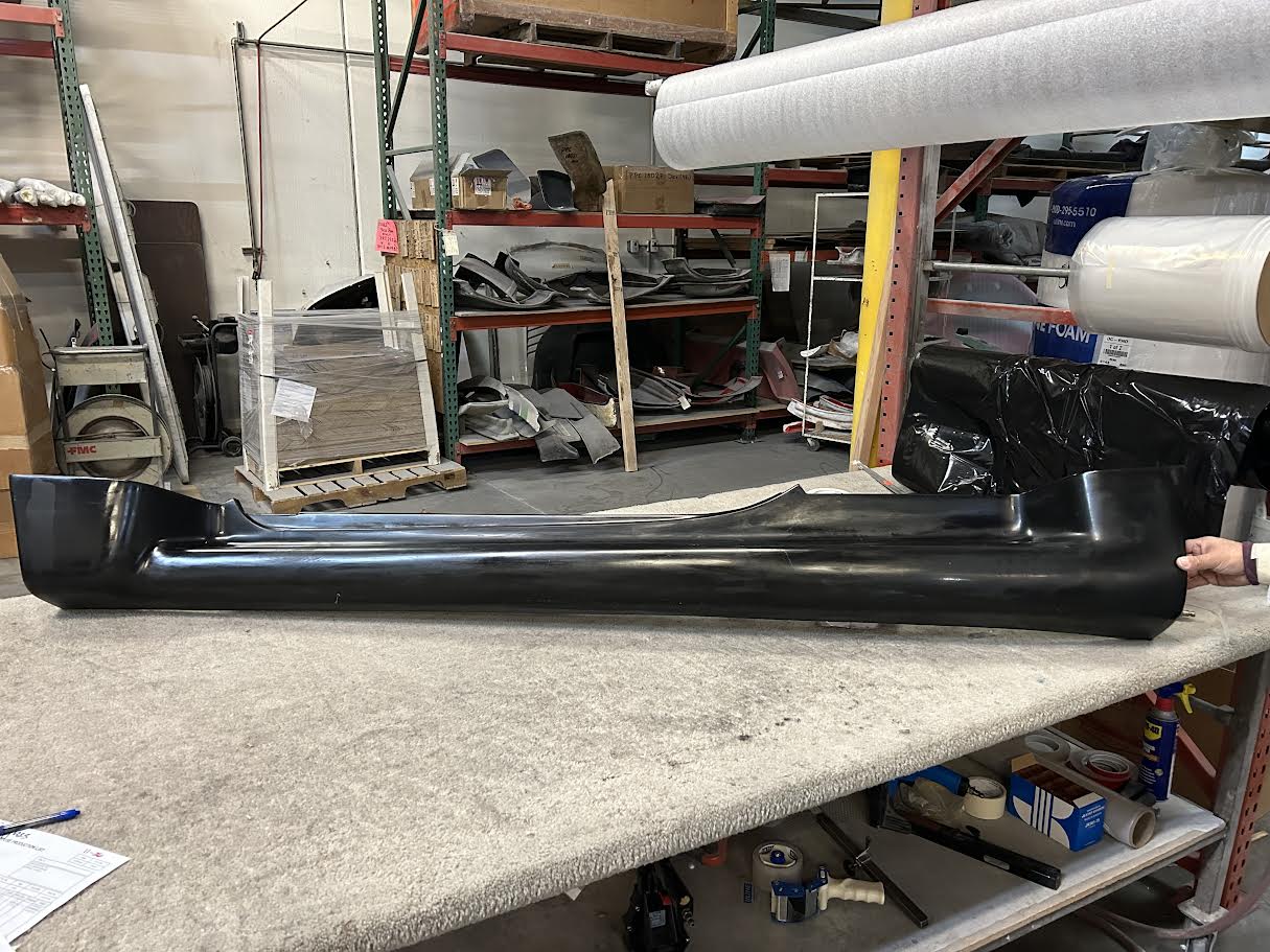 KA16831 CHEVROLET SSR 2003-2005 RUNNING BOARDS (MPD STYLE)-K016831